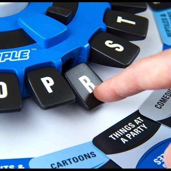 Tapple brand new in sealed box by USAopoly - Picture 5 of 5